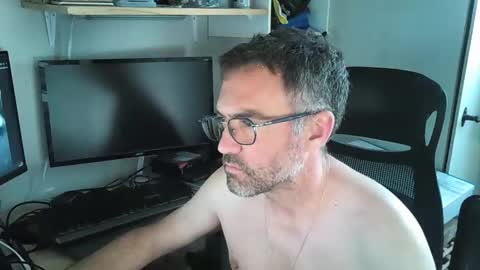 Snapshot of kelvin06133 chatting on 05/02/26, 12:43 kelvin06133 online show from 05/02/26, 12:43