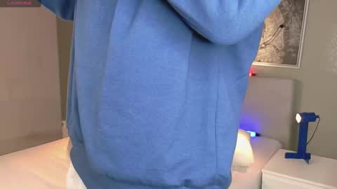   online show from 09/27/25, 11:48