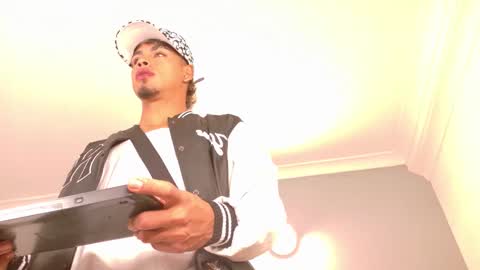   online show from 03/23/26, 11:03