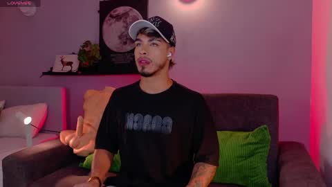   online show from 05/25/26, 09:04