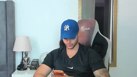 ken_mailik online show from 06/28/26, 10:27