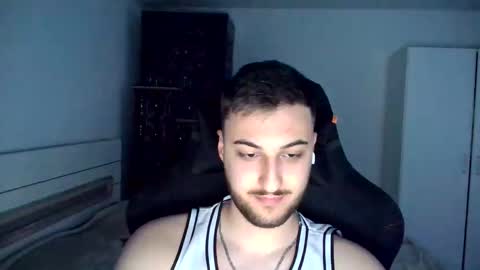 Snapshot of kenan_10 chatting on 05/10/26, 04:34 kenan online show from 05/10/26, 04:34
