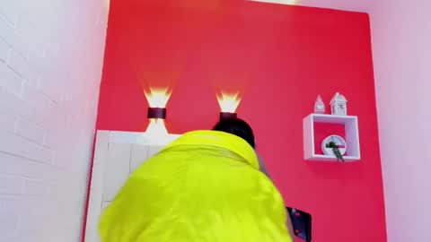 kendal_hot69_ online show from 03/26/26, 11:27