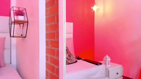 Camila online show from 10/03/25, 12:13