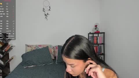 Snapshot of kendalgrey01 chatting on 12/23/24, 03:01 Kendal online show from 12/23/24, 03:01