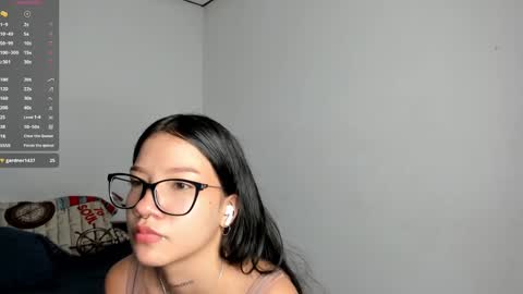 Snapshot of kendalgrey01 chatting on 03/03/25, 03:31 Kendal online show from 03/03/25, 03:31