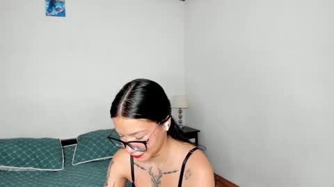 Snapshot of kendalgrey01 chatting on 11/24/25, 03:34 Kendal online show from 11/24/25, 03:34