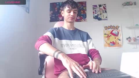 Snapshot of kendall_ros chatting on 01/05/25, 04:38 kendall ross online show from 01/05/25, 04:38