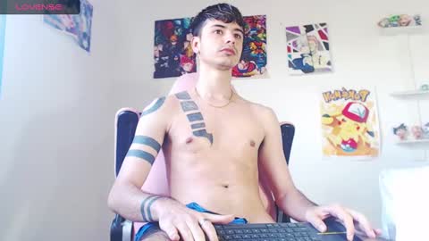 Snapshot of kendall_ros chatting on 01/17/25, 03:43 kendall ross online show from 01/17/25, 03:43