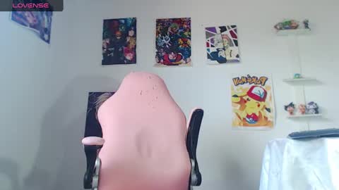 Snapshot of kendall_ros chatting on 01/31/25, 07:08 kendall ross online show from 01/31/25, 07:08