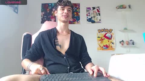 Snapshot of kendall_ros chatting on 02/03/25, 07:31 kendall ross online show from 02/03/25, 07:31