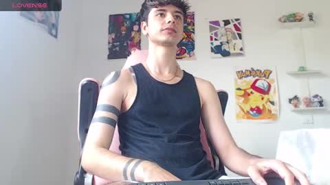 Snapshot of kendall_ros chatting on 02/06/25, 06:35 kendall ross online show from 02/06/25, 06:35