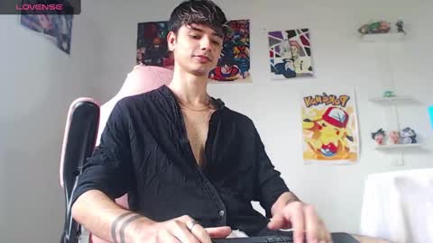 Snapshot of kendall_ros chatting on 02/13/25, 04:17 kendall ross online show from 02/13/25, 04:17