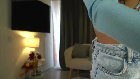 Andrea online show from 11/13/25, 09:03