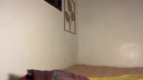 Snapshot of kendall_sue chatting on 09/15/25, 02:50 kendall_sue online show from 09/15/25, 02:50