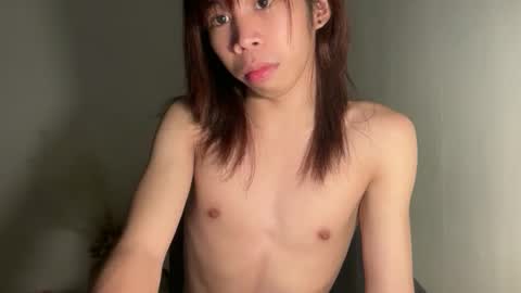 Snapshot of kendall_sue chatting on 09/17/25, 03:35 kendall_sue online show from 09/17/25, 03:35