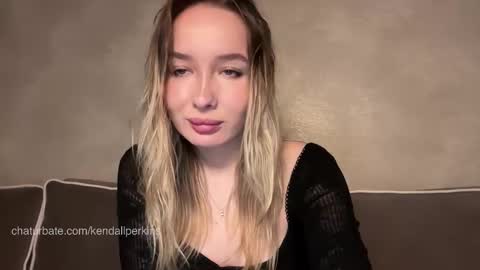 Kendall online show from 12/05/25, 08:38