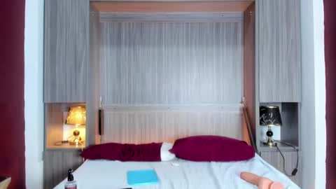 Kendal online show from 12/18/24, 03:11