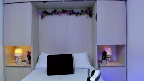 Kendal online show from 12/27/24, 11:39