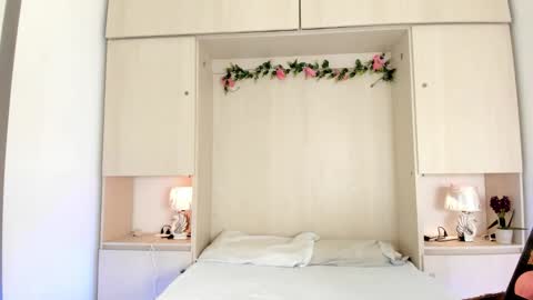 Kendal online show from 03/13/26, 12:12