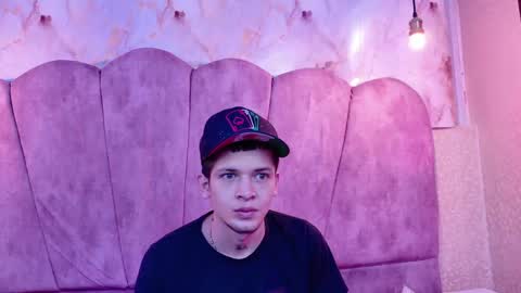 Kendall and Taylor online show from 12/18/25, 12:44