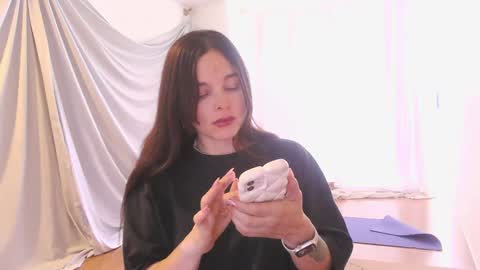 kendall online show from 09/12/25, 09:26