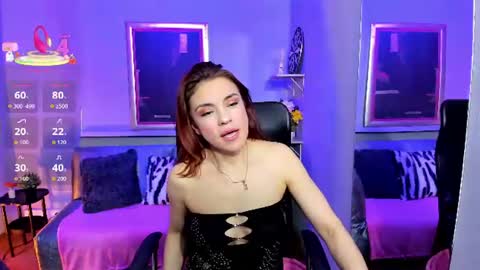 Snapshot of kendallwood_ chatting on 07/22/26, 03:53 Kendall online show from 07/22/26, 03:53