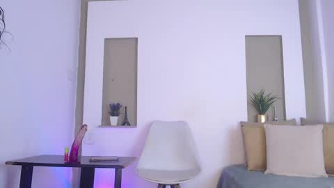 KENDALL  online show from 05/21/26, 04:08