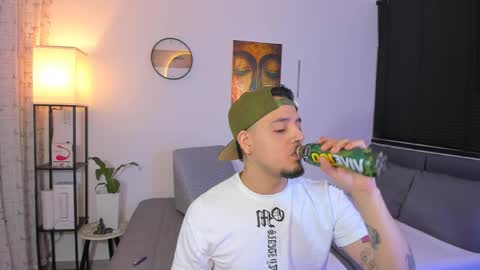 kendel_dimitri online show from 05/22/26, 03:46