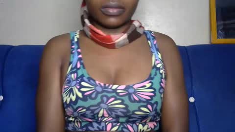 Snapshot of kendie_que chatting on 10/24/25, 11:39 kendie_que online show from 10/24/25, 11:39