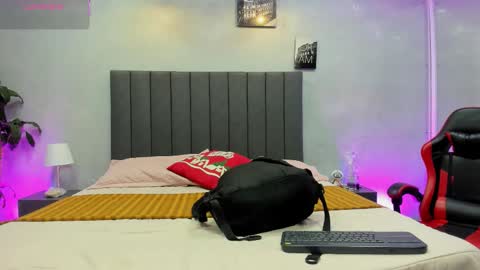 Kendra London online show from 01/09/26, 11:13