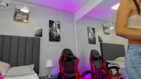 Kendra London online show from 03/08/26, 01:48