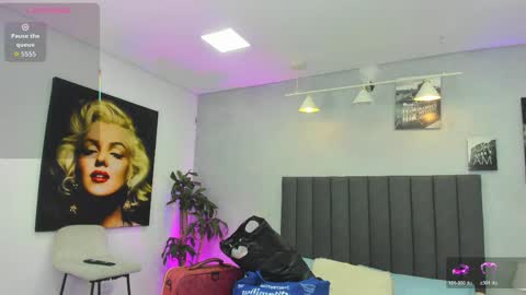 Kendra London online show from 04/11/26, 11:14