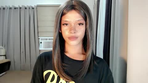 Snapshot of kendra_lunaxx chatting on 03/02/26, 07:21 kendra_lunaxx online show from 03/02/26, 07:21