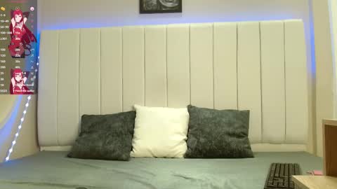 kendra_lux1 online show from 11/10/25, 01:10