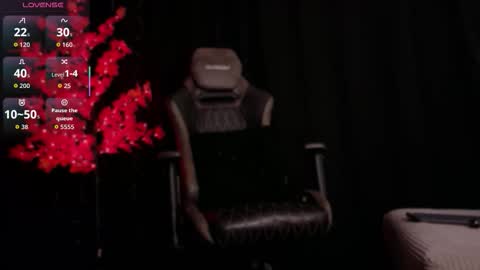 kendra_moretti2 online show from 02/11/26, 05:07