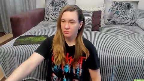 Kendra online show from 04/17/26, 12:02