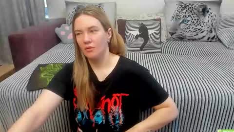 Kendra online show from 05/24/26, 12:04