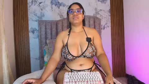 Mamasita online show from 11/21/25, 01:32