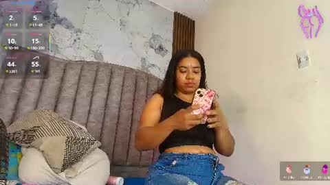 Snapshot of kendrabigass chatting on 07/29/26, 04:27 Mamasita online show from 07/29/26, 04:27