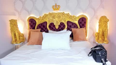 Kendral  online show from 09/24/25, 04:16