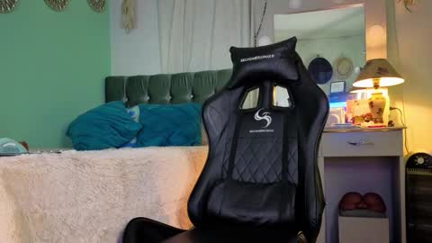 Chriss Morales online show from 10/09/25, 12:19