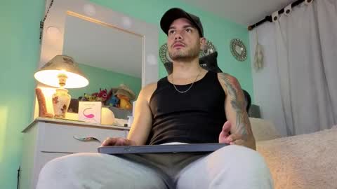 Chriss Morales online show from 01/09/26, 02:03