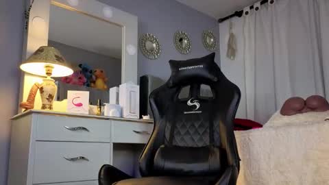 Chriss Morales online show from 01/14/26, 01:22