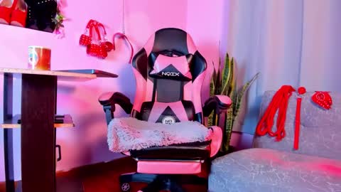 Snapshot of kenia_thompsom01 chatting on 02/23/26, 12:30 kenia_thompsom01 online show from 02/23/26, 12:30