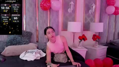 keniavelvet  online show from 02/17/26, 01:40