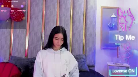 keniavelvet  online show from 02/26/26, 04:50