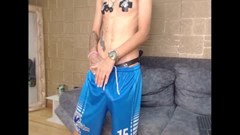 kenn_boy_ online show from 01/21/25, 02:48