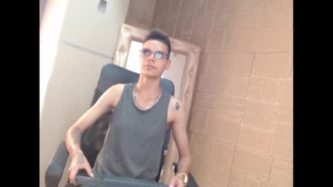 kenn_boy_ online show from 01/27/25, 09:11