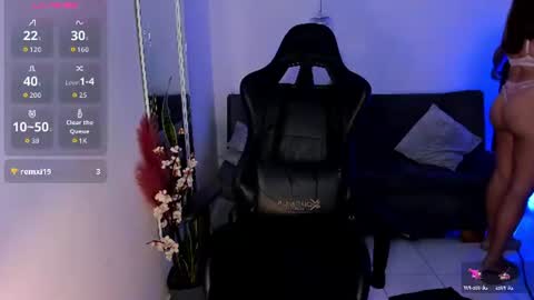 Snapshot of kennawells_ chatting on 06/16/26, 11:07 kenna online show from 06/16/26, 11:07